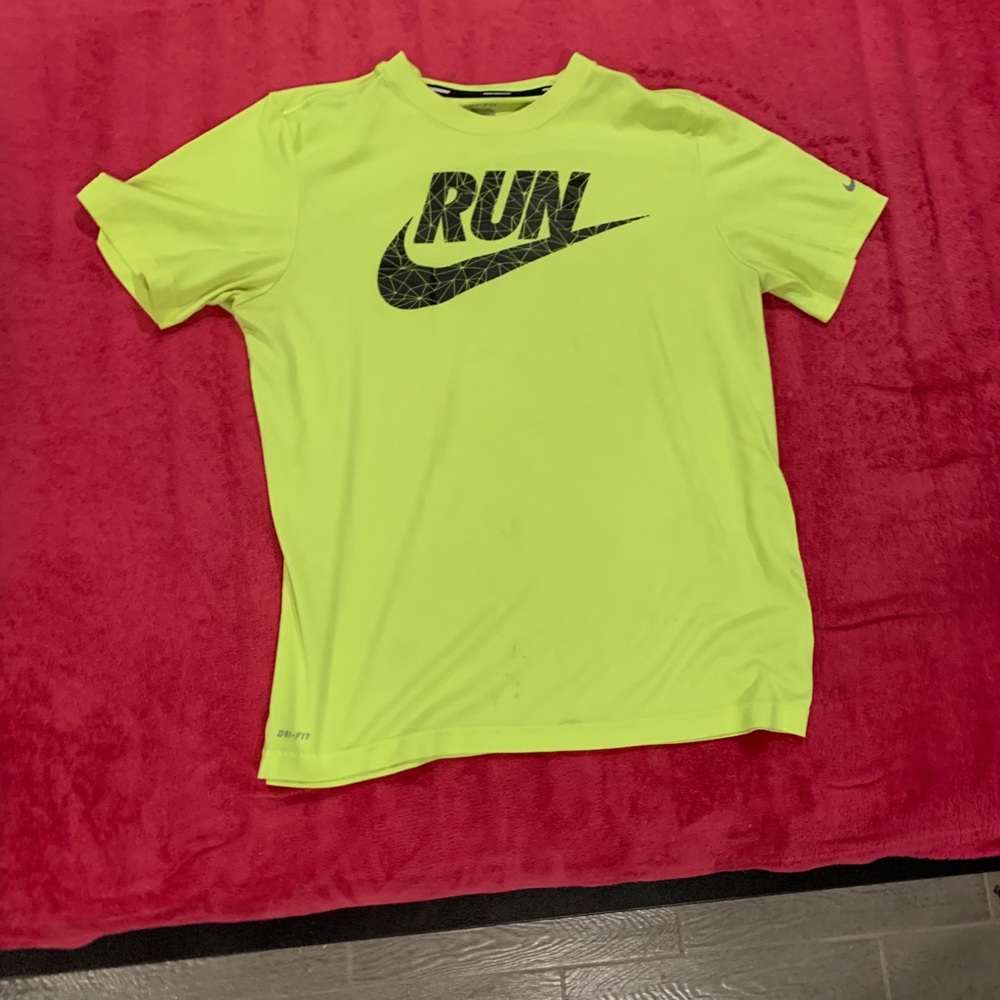 Nike run t shirt